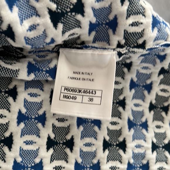 BNWT CHANEL 2019 Printed Crop Top w/ Tags Size: M | US6, FR38 - Picture 11 of 17